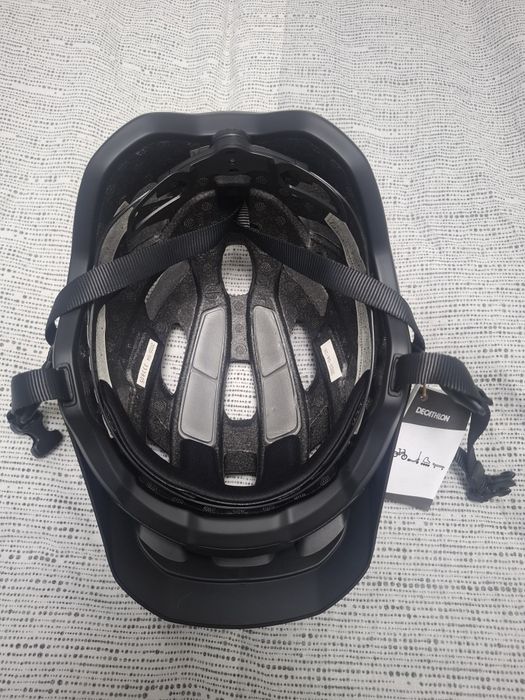 Нова rockrider каска