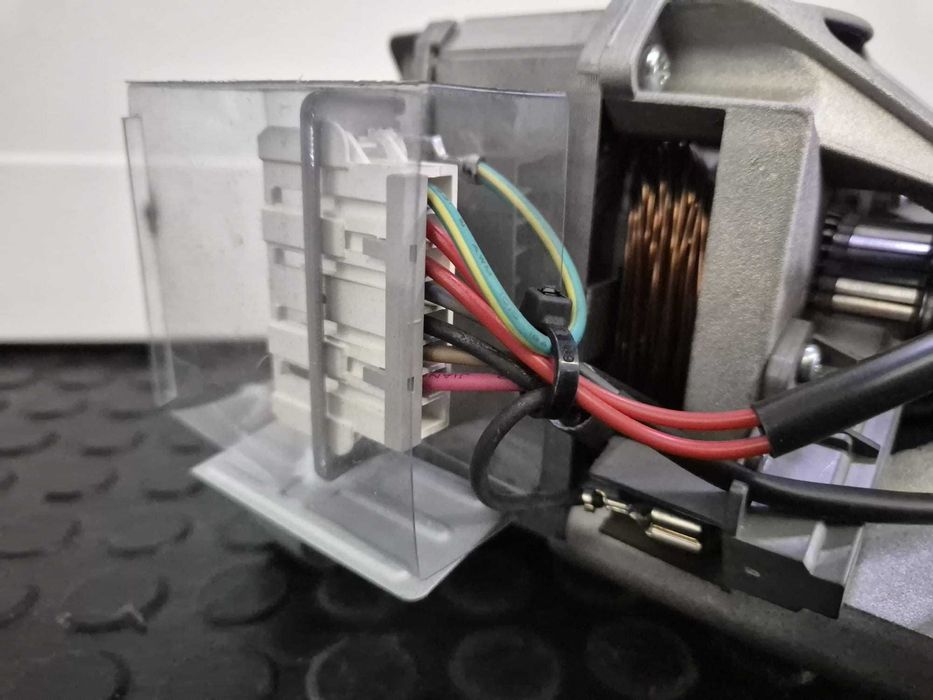 Motor 7 pini masina de spalat Arctic Beko GJ-2UA019D model / R20