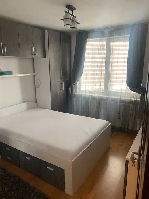 De inchiriat Apartament 2 camere Mobilat