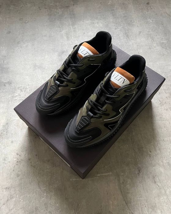 Топ модел на Valentino мъжки обувки