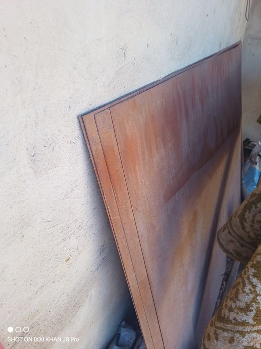 Продам листы железные  новые