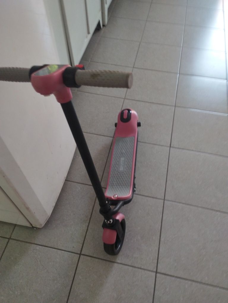 Trotineta electrica copii cu bluetooth