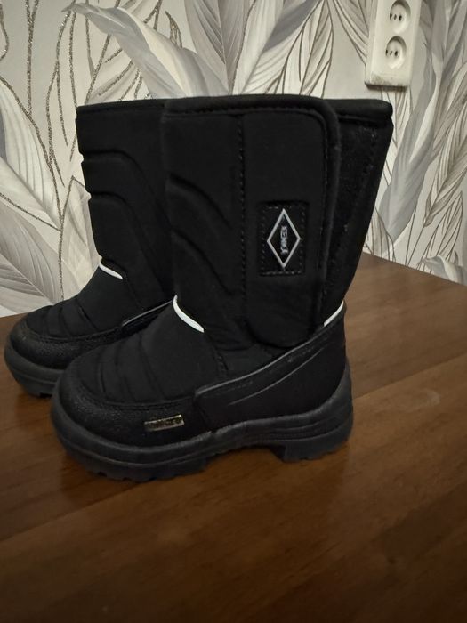 Сапоги зимние для мальчика,очень теплые,удобные