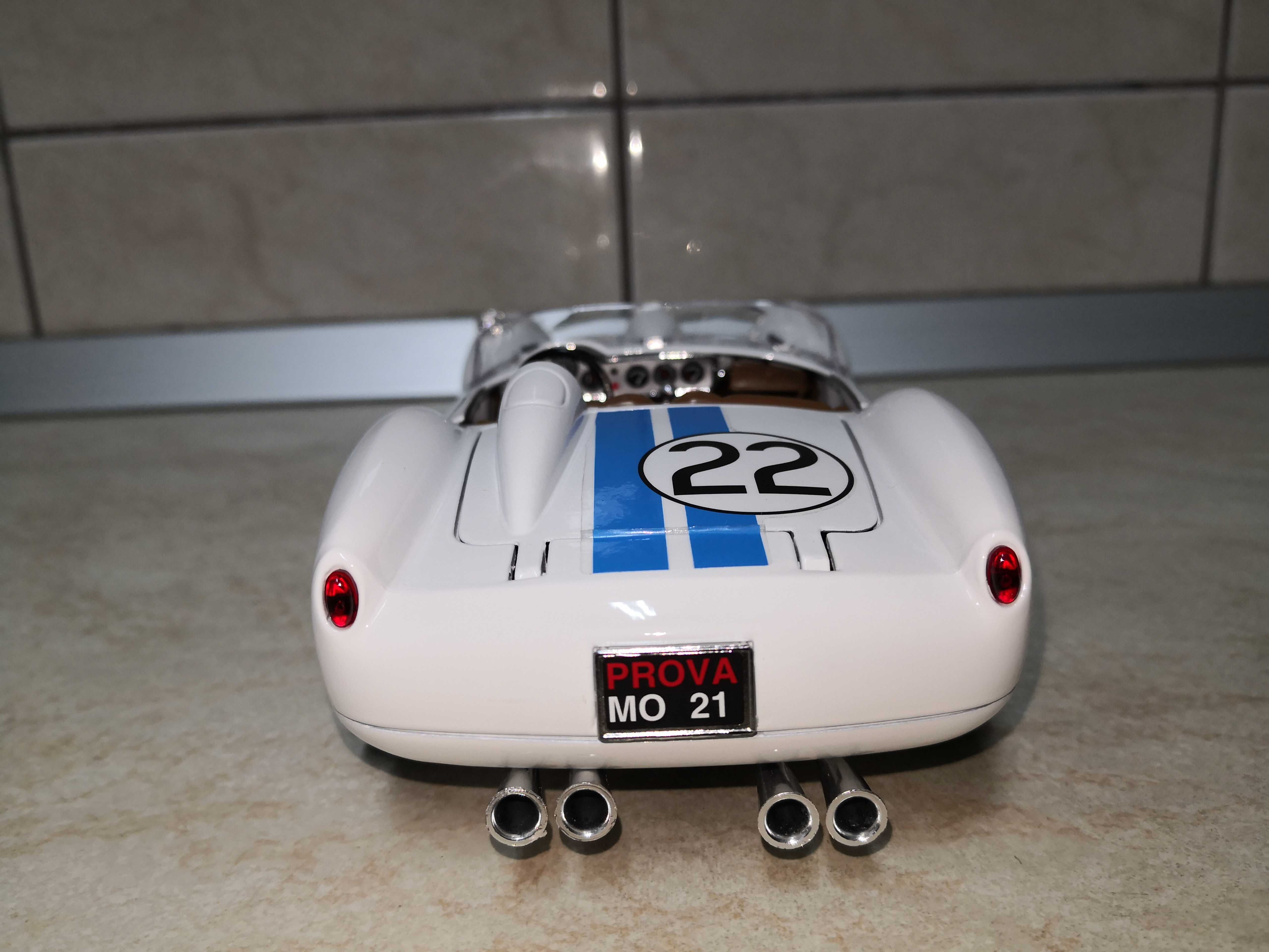 Macheta Ferrari Testa Rossa 250 scara 1:18 Bburago LA MINI MINIERA