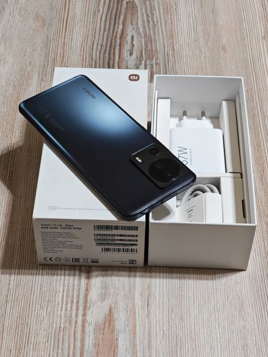 Xiaomi 13 lite 256 gb Ram 8 5G полный комплект