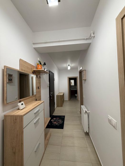 Inchiriez apartament cu 3 camere, Brancusi, Valea larga
