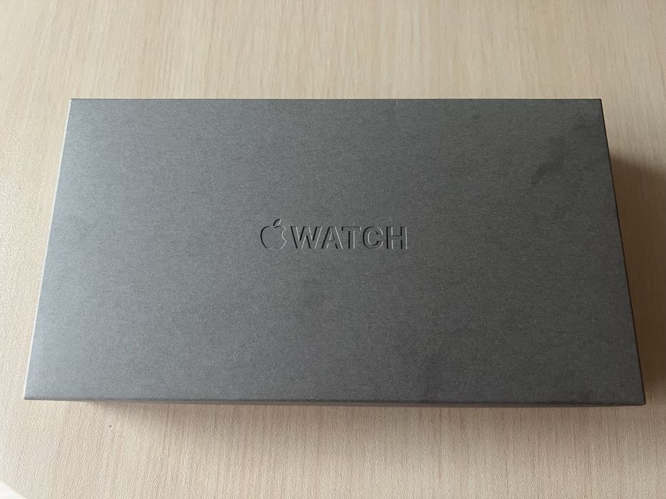 Продавам Apple Watch Ultra 3 -НОВ