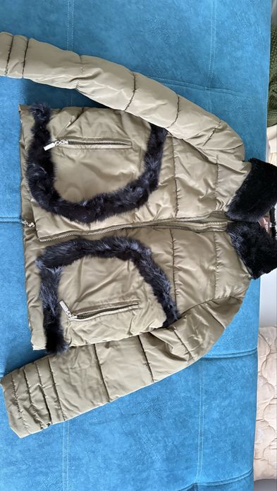 Отдам куртки, тем кто нуждается