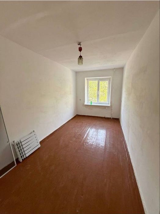 Чирчик 1 м/р Октябрь 2х 58 кв/м 33.000$ Бош толов ва паспорт бн Ипотек