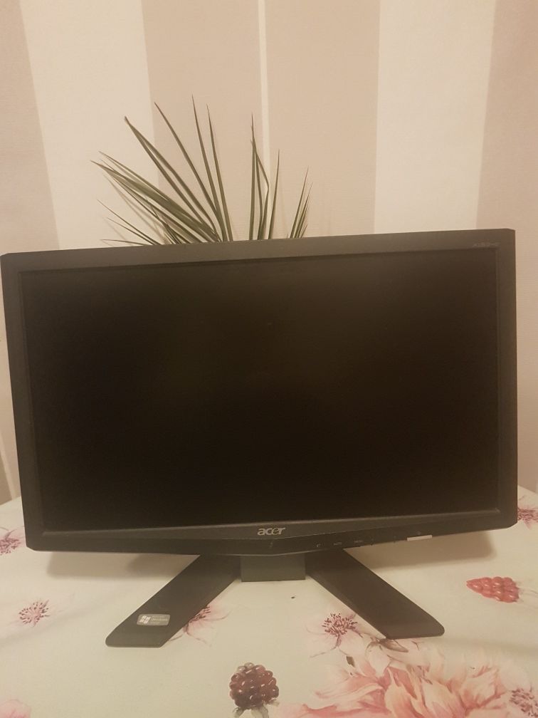 Monitor Acer X93HQ