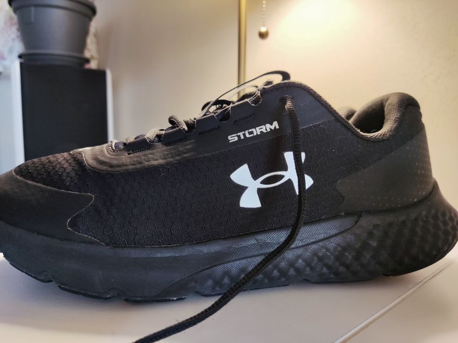 Маратонки Under armour storm