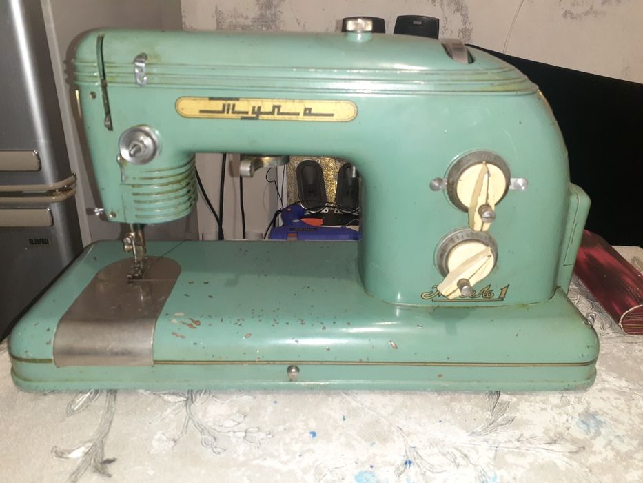 Швейная машина тула. На запчасти