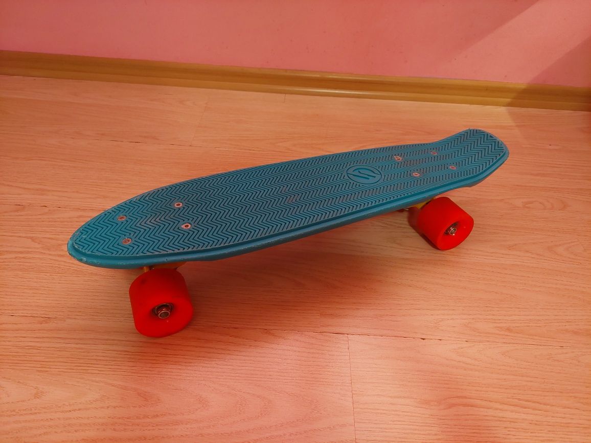 Vând pennyboard Oxelo