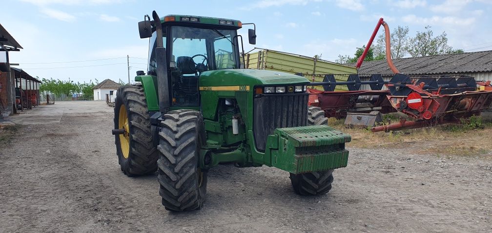 Tractor John Deere, combine Case 2388, diverse