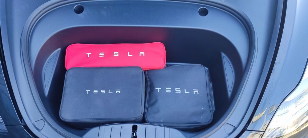 Tesla Model 3 2021 baterie noua pompa de căldură