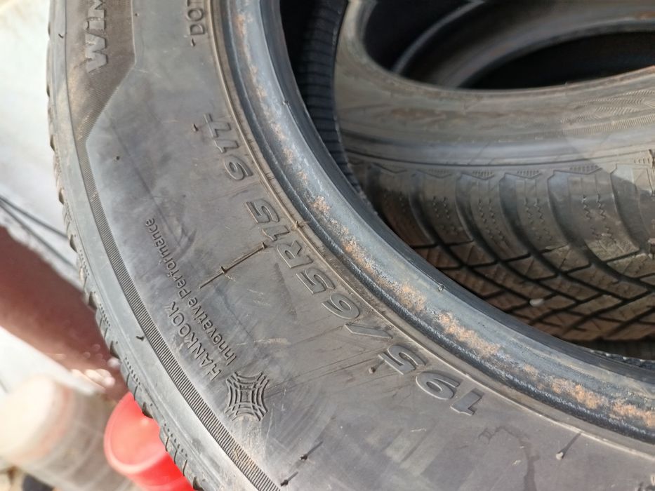 Anvelope MS iarna 195 65 15 hankook 2022 5.5-6mm