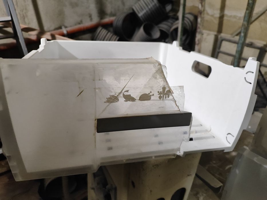 Хладилник, работи добре