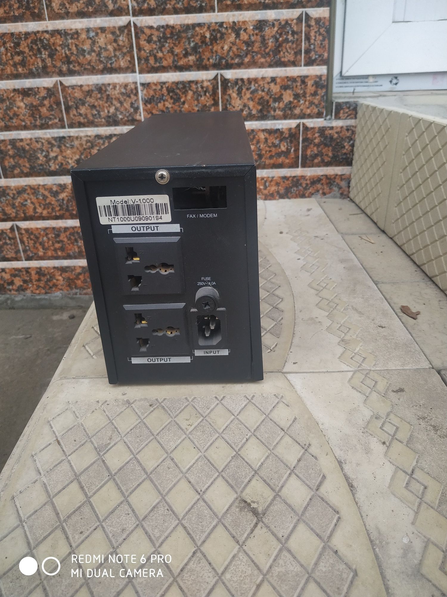 UPS nanotech 600 v