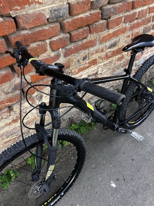 Bicicleta Cube Analog