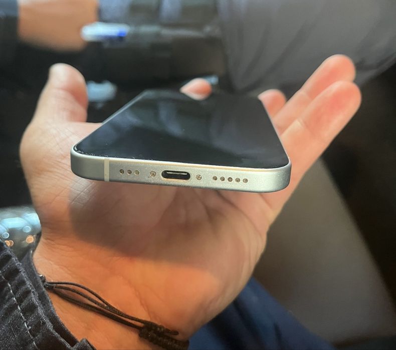 Iphone 15 blue 128GB