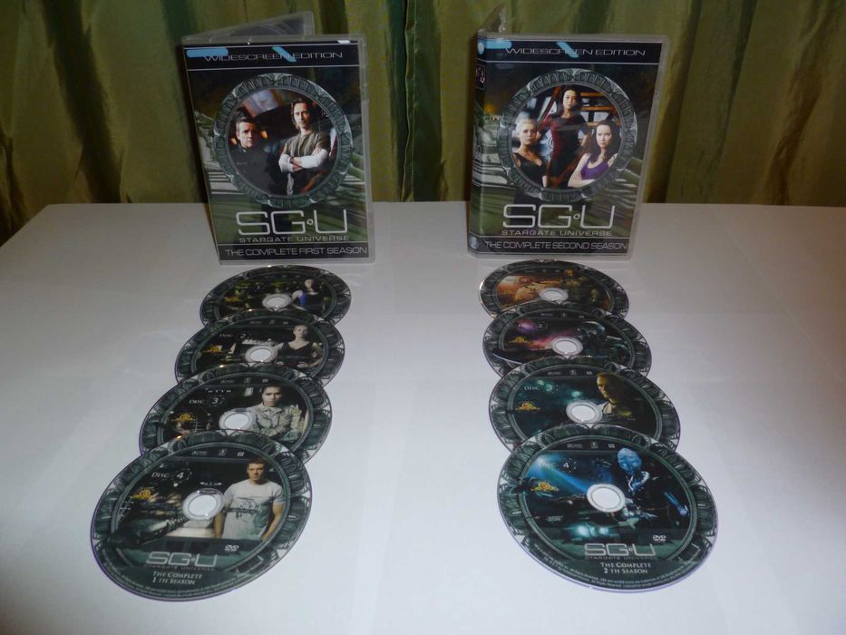 Stargate Universe (2009) -  2 SEZOANE DVD-USB