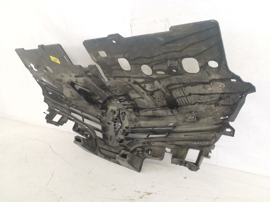 Радиаторна решетка Рено Клио 4 / Renault Clio 4 [фейслифт] Оригинална,