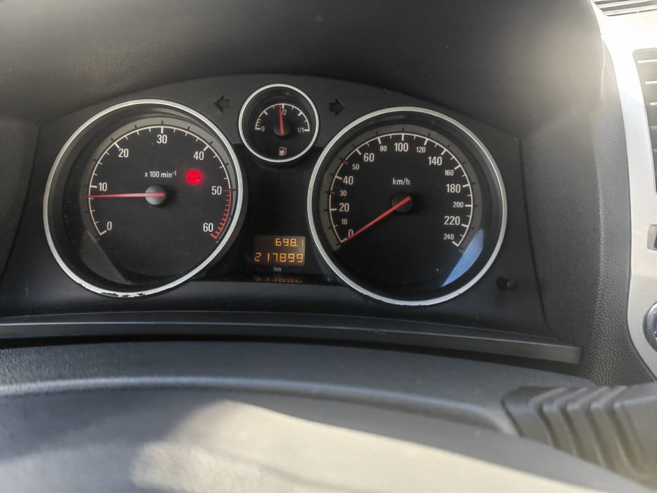 Opel Zafira 1,7 litri, 7locuri, an 2008