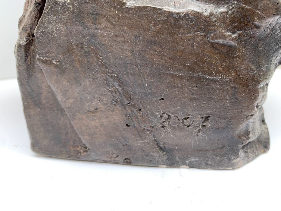 Скулптура бюст на африканска жена