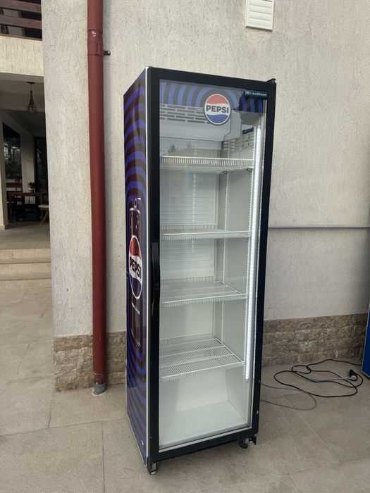 Vitrina frigorifica / frigider bauturi LED ECO afisaj temperatura