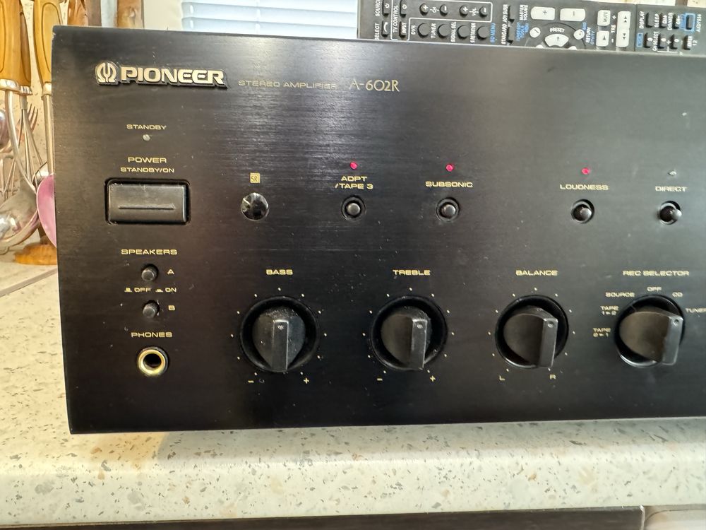 Pioneer A-602r Стерео