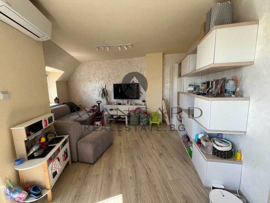 Продава се Двустаен апартамент в Пловдив, Център - 75 кв.м за 1854 €/кв.м - Снимка #1