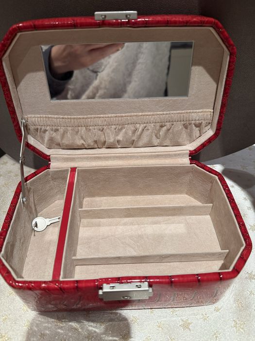 Луксозна кутия за бижута