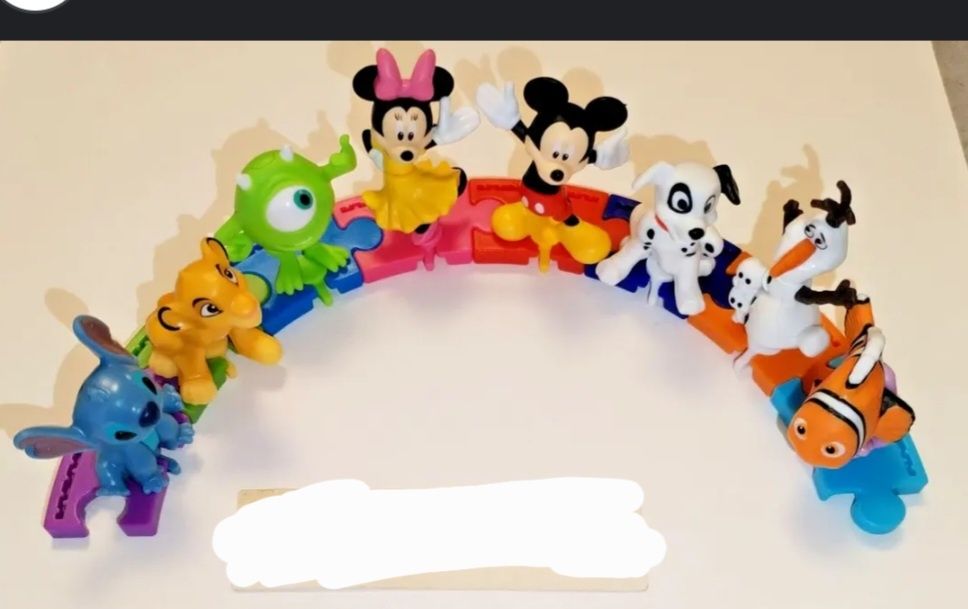Киндер играчки Disney от шоколадови яйца ( Kinder Surprise)