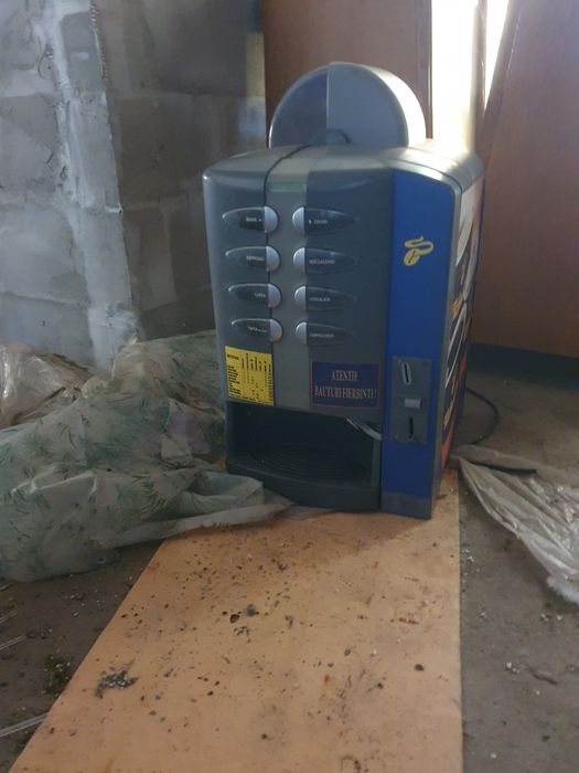 Lichidare stoc Necta! Pachet 16 automate cafea vending
