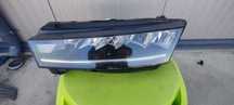 far stanga skoda octavia 4 cu geamul spart