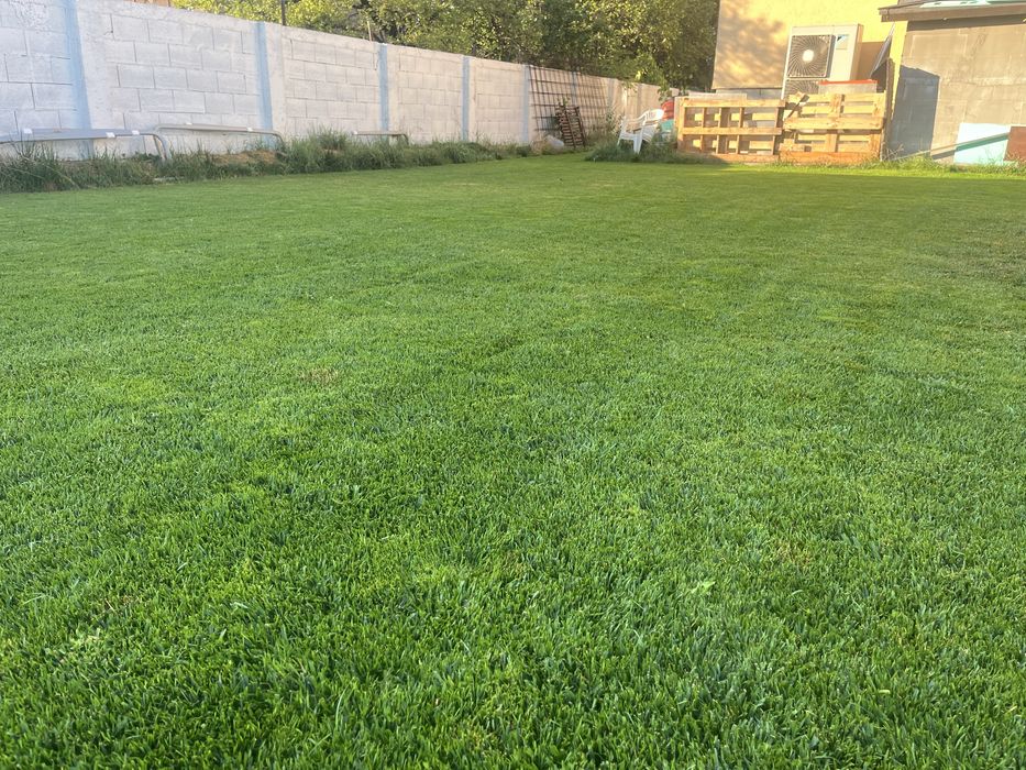 Аериране, косене, торене на тревни площи – Selected Garden София