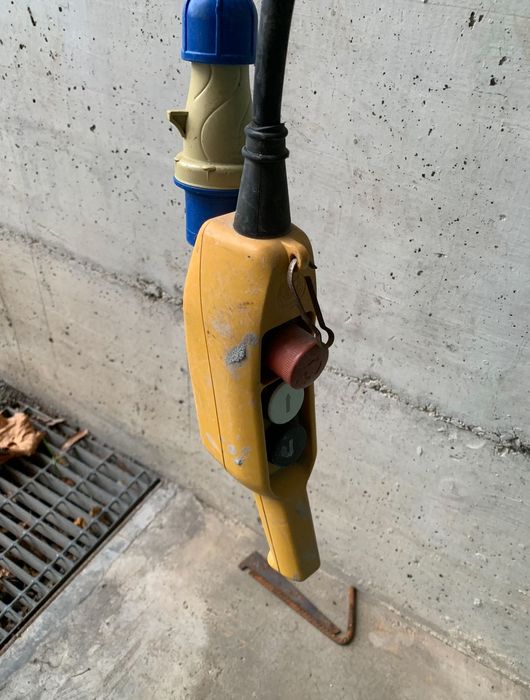 Scripete electric Beta inclus picior Electropalan