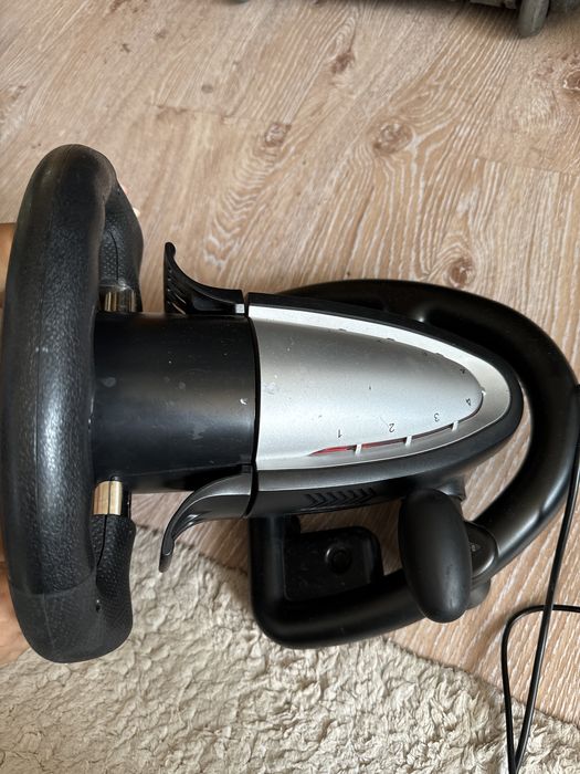 Продаём Руль SVEN GC-W800