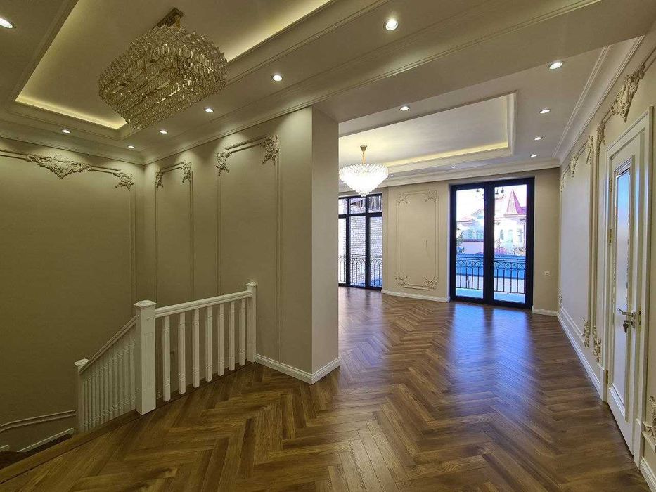 Никитина ул. Евродом на Широкой улице