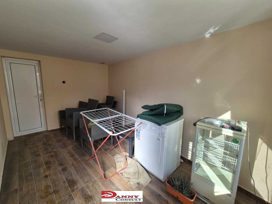 Ремонтирана къща с двор в с. Поликраище, обл. Велико Търново