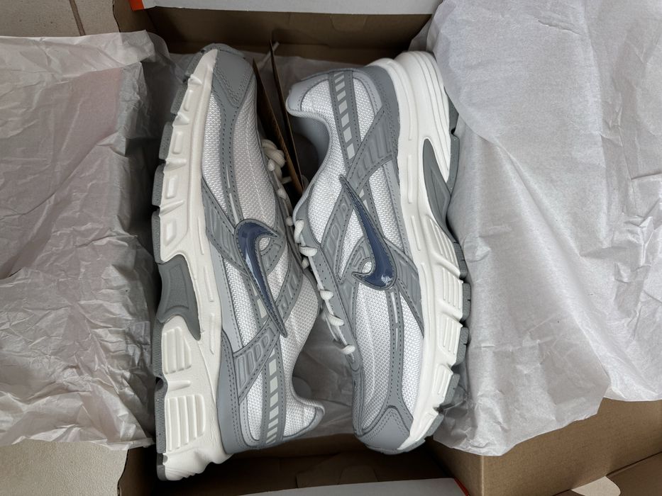 Nike обувки Initiator