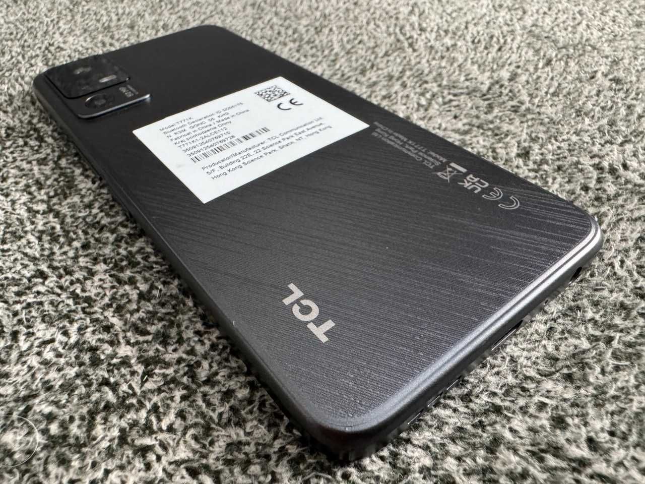 TCL / 40R 5G / 128 Gb / Starlight Black / NOU