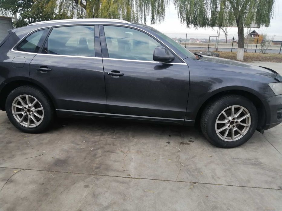 Dezmembram Audi Q5