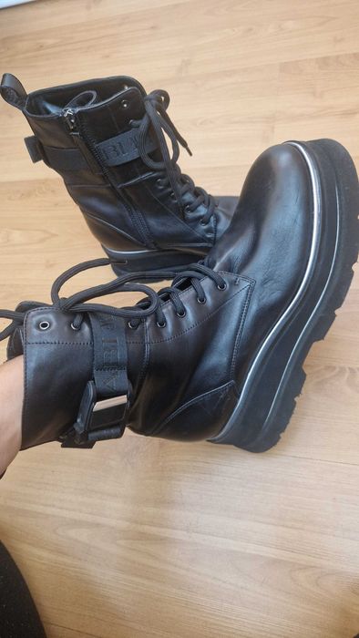 Дамски зимни обувки