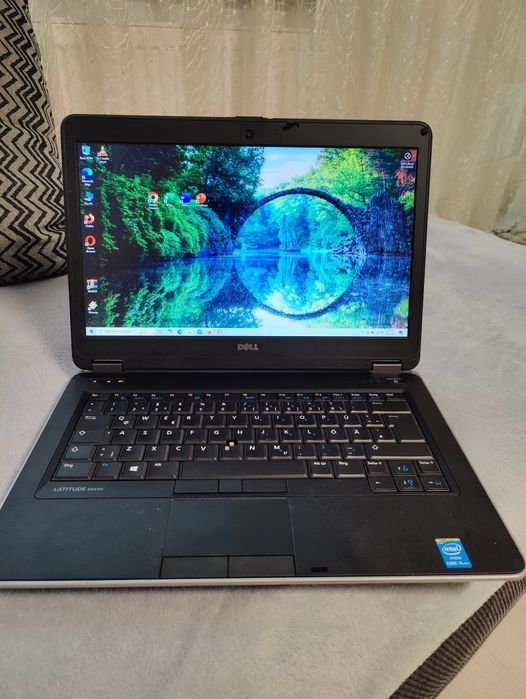 Laptop gaming școală Dell i5 Ram 8Gb ddr4 video 4Gb ssd win10 GTA CSGO