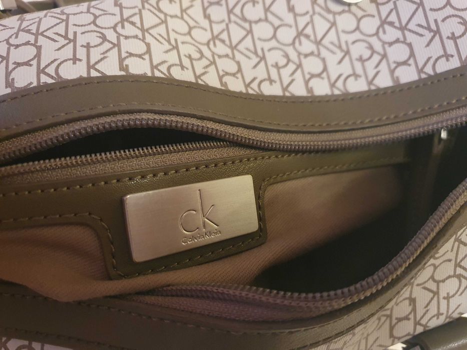CALVIN KLEIN - Оригинална дамска чанта - ТОП ЦЕНА