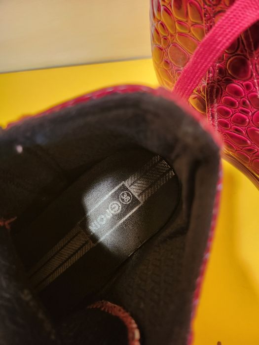 Дамски червени боти