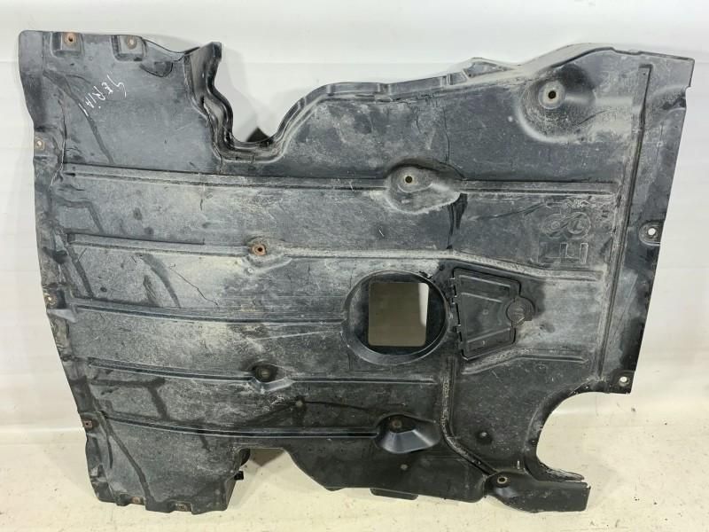 Scut motor BMW Seria 1 LCI (2008-2011) (E81,E87)