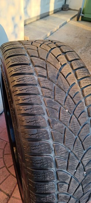Anvelope Dunlop de iarnă 235/40/r19