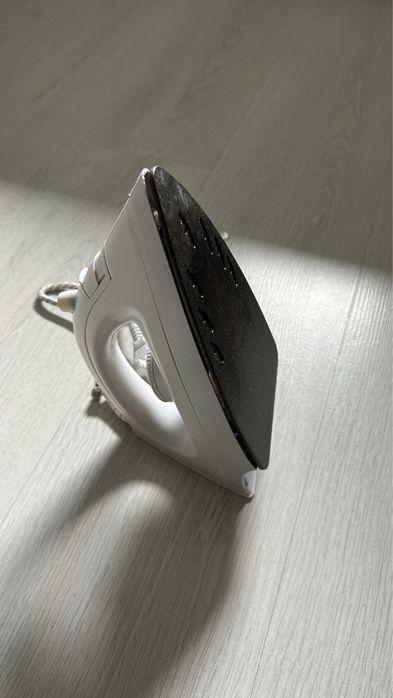 Утюг маленький Redmond